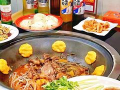 -炖四方东北铁锅炖·烧烤小龙虾(中豪国际店)
