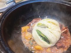 -万里闯关东铁锅炖菜馆(高新旗舰店)