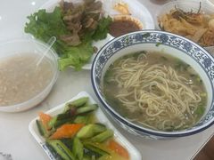 -伊穆祥牛肉面总店·清真