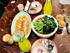 -新白鹿餐厅(爱琴海购物中心店)
