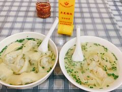 -潘国仙耳光馄饨(黄家阙路店)