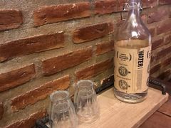 -莓园冰淇淋店