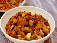 红烧猪脚-羊子两室一厅(八一广场店)