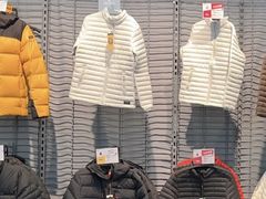 -迪卡侬(西三旗店)