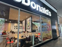 -麦当劳(轻轨曹杨路店)