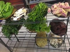 -老石黑山羊毛驴肉火锅(金凯广场店)