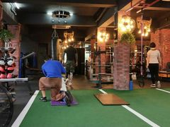 -GYMPLUS私教健身会馆(大悦城店)