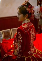 -LOVINA洛维娜婚纱礼服