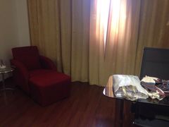 -白玉兰酒店(上海田子坊马当路地铁站店)