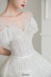 -Lady  Jane高端婚纱礼服馆