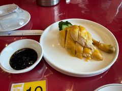 -侬佳蒸菜馆(听潮店)