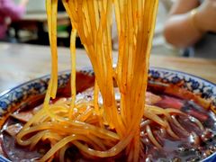 麻辣米线-老字号杨坡红油米线腊汁肉夹馍(东四道巷店)