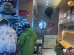 -塔斯汀中国汉堡(江大南路店)