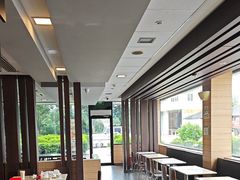 -麦当劳(常山服务区得来速店)