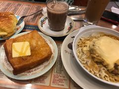 鸡扒公仔面-金华冰厅