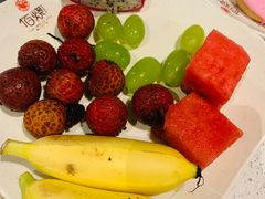 -佰烧海鲜烤肉火锅自助(世茂国际广场店)