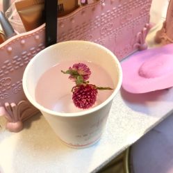 -闺蜜时间美甲美睫皮肤管理中心