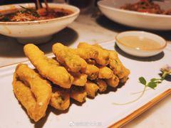 咸蛋黄四季豆-初蓉丨遇见新川菜(亲贤街荣耀店)