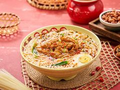 -周真真南昌拌粉·瓦罐汤(光启城店)