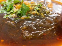 嗖嗖酸辣粉-甲乙饼·北京手工肉饼(西直门凯德茂店)