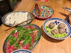 -洱火云南酸菜牛肉火锅(石景山当代商城店)