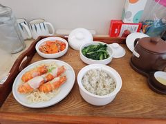 -雪梅月子中心(华侨城店)