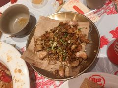 -肥肥虾庄·金牌油焖大虾(汉口城市广场店)
