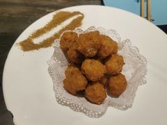 炸脆骨丸子-局气烤鸭·北京菜(前门店)