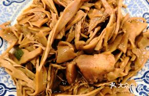 Bamboo Shoot Roast Pork