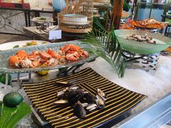 -棕榈阁·巴西烤肉海鲜自助餐厅(中州皇冠假日酒店)