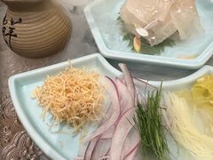 -得意咚瓜·顺德鱼生·冬瓜火锅(深圳首店)