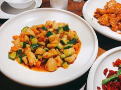 -外婆私房菜(新亚百货店)