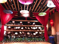 -老滇山寨•云南特色菜•地方菜•民族风情歌舞表演(金碧店)