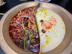 -沸炉重庆老火锅(军事博物馆店)