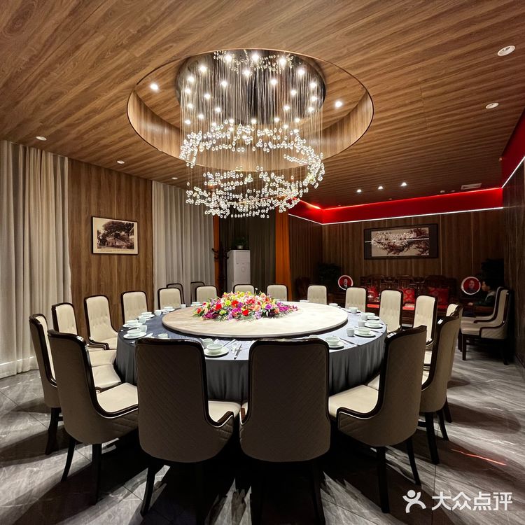 有氛围感又有好味道的湘菜餐厅，还不速度来打卡！