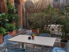 -潮一不贰·法式甜品·生日蛋糕·西式简餐(外滩店)