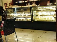 面包甜点陈列柜-红宝石·鲜奶小方(万航店)