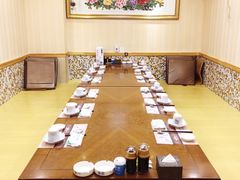 -青瓦餐厅·生鱼片·韩园烤肉(西塔店)