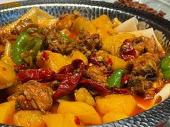新疆大盘鸡-新粤新疆菜清真餐厅(拱北店)
