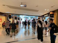 -东荟城名店仓
