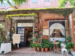 -秘密小花园(第三中学店)