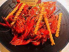 -巴厘龙虾·榜首油焖大虾(音乐学院·沿江酒馆店)