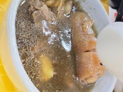 -横河佬炖品店(罗阳一路老店)