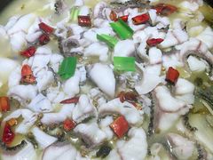 中辣酸菜鱼-周渝食惦酸菜鱼(青浦店)