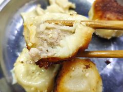 -黄阿姨锅贴大王(万航渡路店)