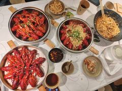 -巴厘龙虾·榜首油焖大虾(音乐学院·沿江酒馆店)