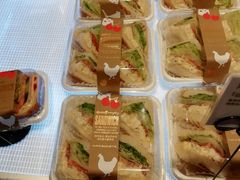 -巴黎贝甜(大宁国际商业广场店)