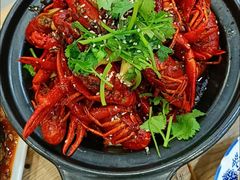 -江城燕子大排档(江汉路步行街店)