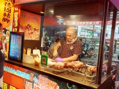 -六合夜市