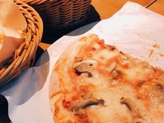 蘑菇披萨-FABIO’S费比欧披萨餐厅